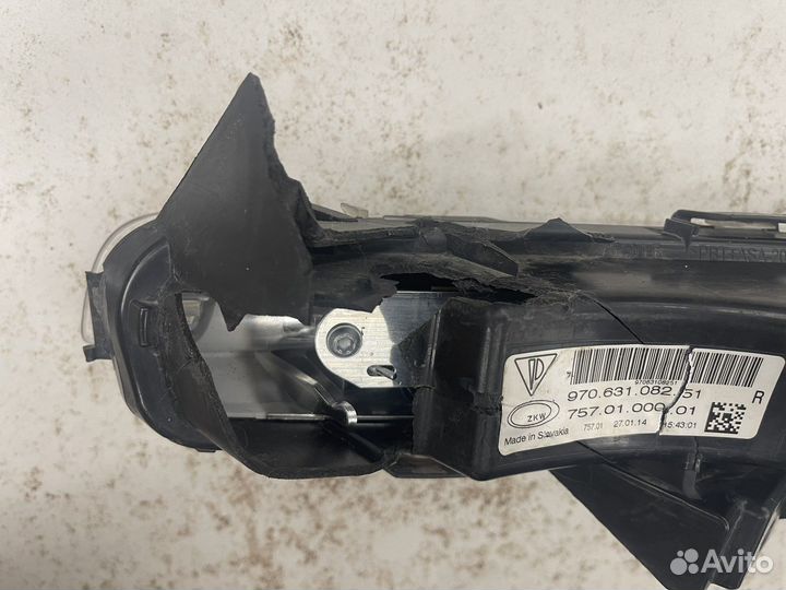 Porsche Panamera 970 Противотуманка правая ориг