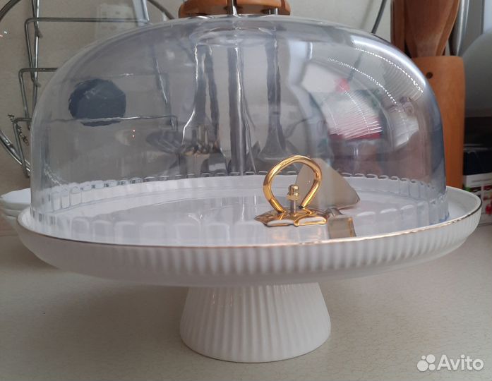 Новая тортовница на ножке с крышкой и лопаткой