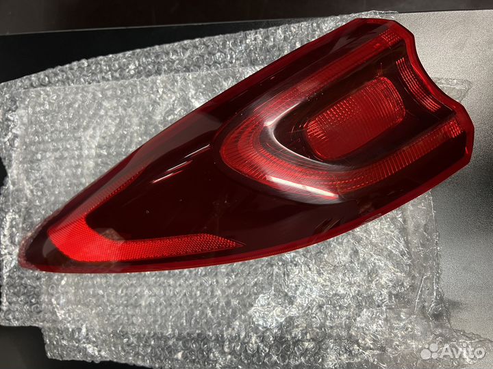 Фонарь задний левый Kia Sportage 4 QL