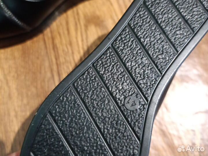 Туфли женские