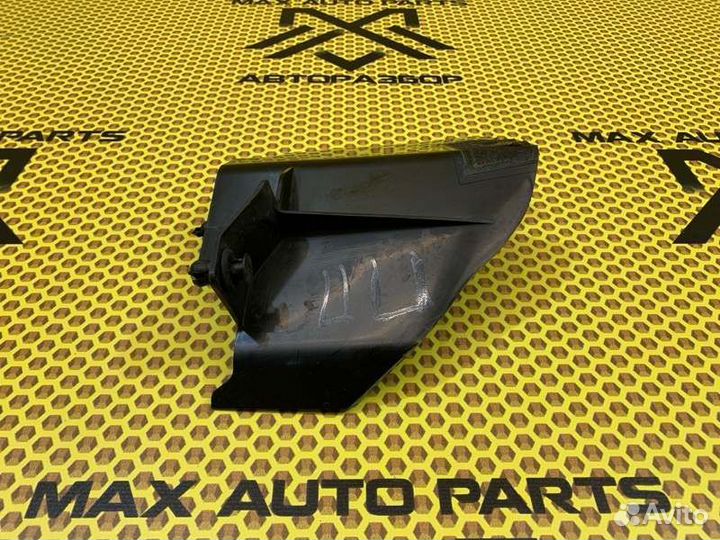 Дефлектор радиатора передний правый Mazda Cx-7 2.3