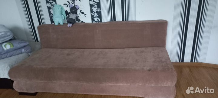 Диван евро книжка