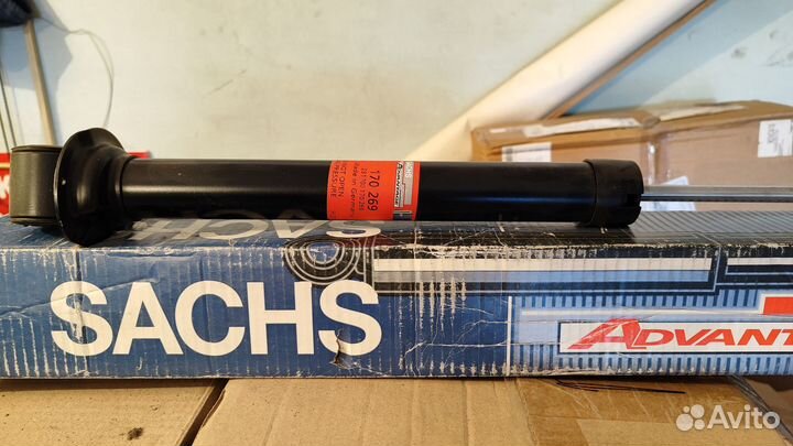 Амортизатор задний Audi 80 b4