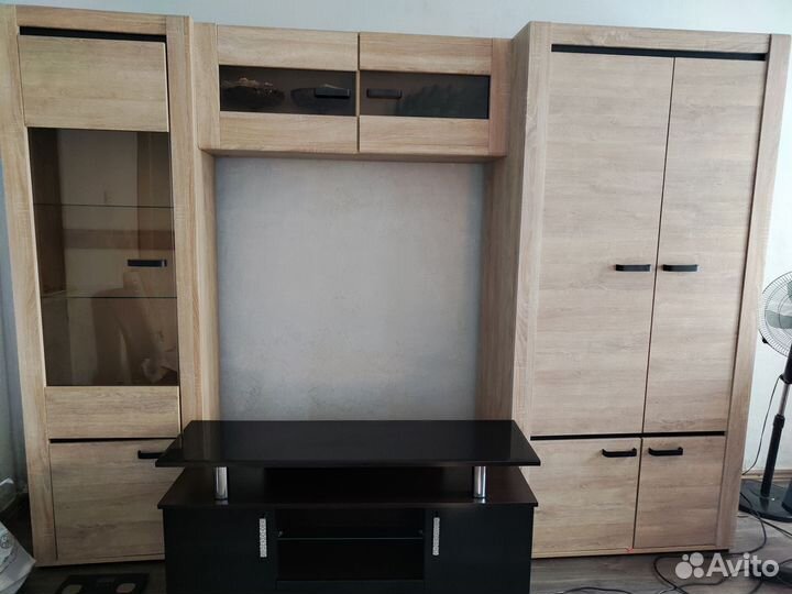 Стенка гостинная