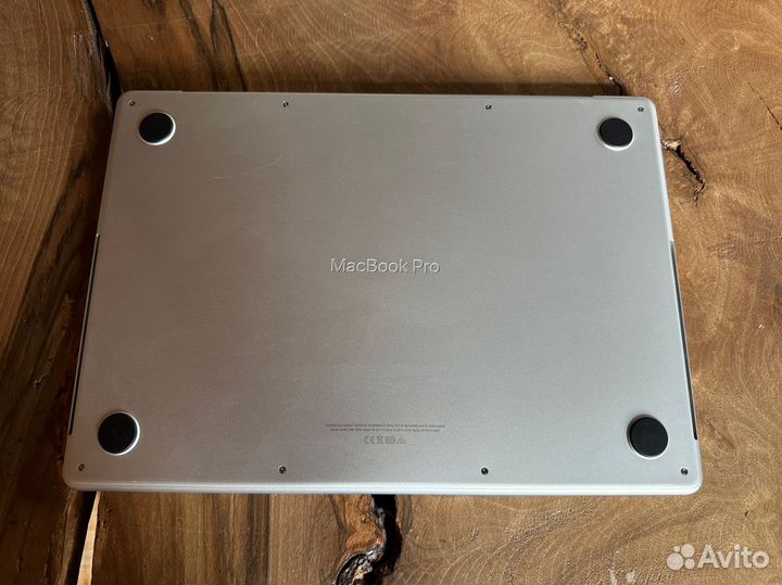 MacBook Pro 14 M1 Pro/16 GB/512 SSD/Silver/95% акб