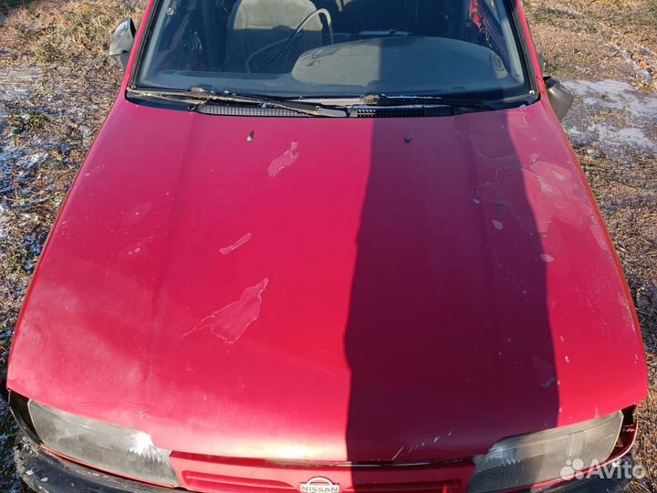 Капот Nissan Primera 1992г