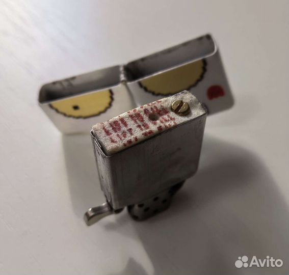 Зажигалка бензиновая