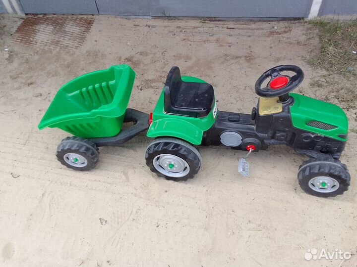Детский трактор
