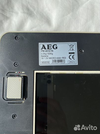 Электронные напольные весы AEG PW 4916 FA