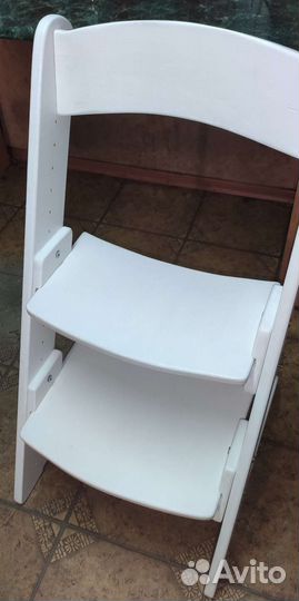 Детский растущий стул