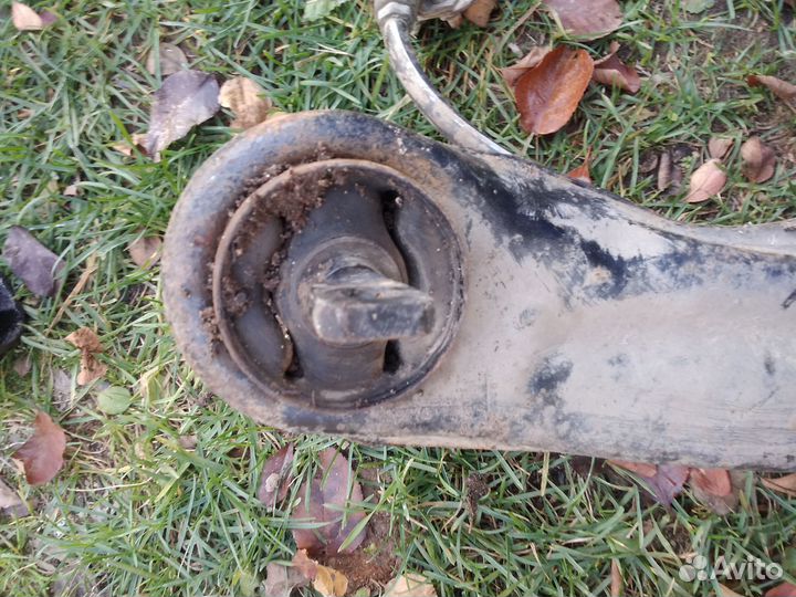 Рычаг продольный задний в сборе lancer 10