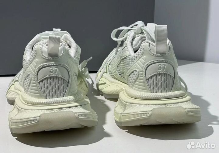 Balenciaga 3XL Sneaker White Glow