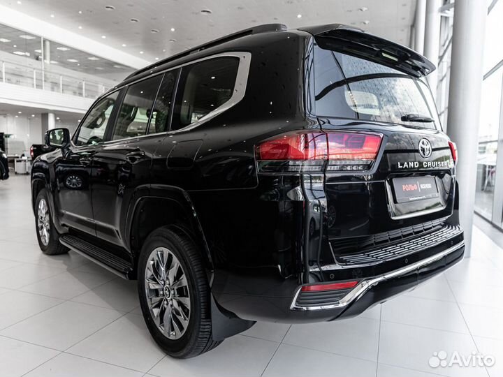 Toyota Land Cruiser 3.3 AT, 2023