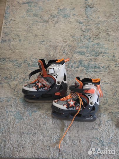 Коньки хоккейные