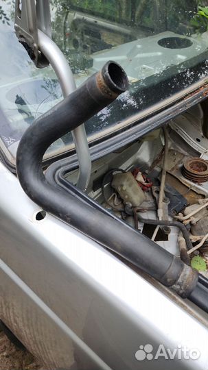 Шланг радиатора верхний Volvo 960 S90 V90