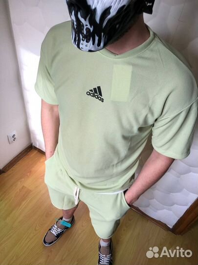 Костюм шорты с футболкой adidas