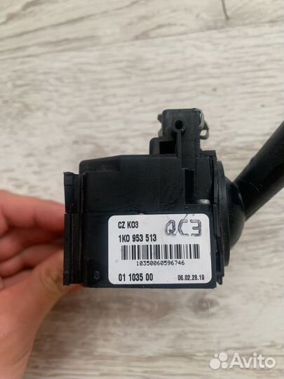 Переключатель подрулевой Volkswagen Golf