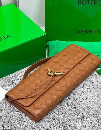 Клатч Bottega Veneta Andiamo