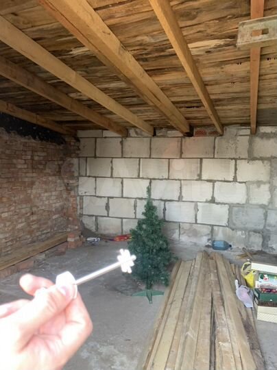 Гараж, > 30 м²