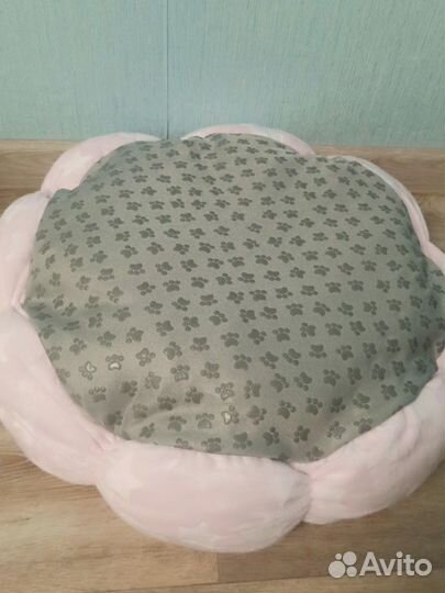 Лежанка для кошек, собак мелких пород