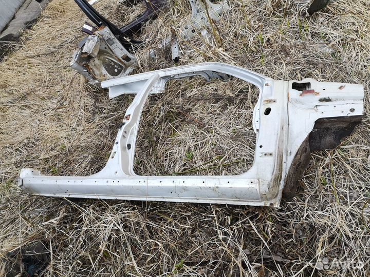 Порог со стойкой правый сузуки гранд витара XL7