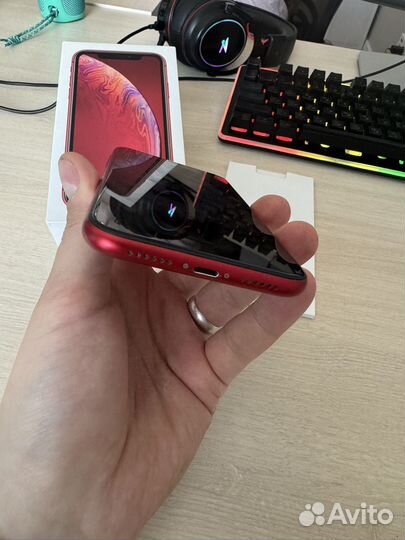 iPhone Xr, 64 ГБ