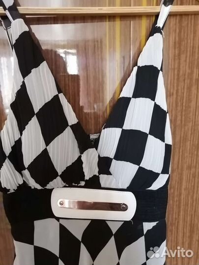 Платье нарядное 48-50 р