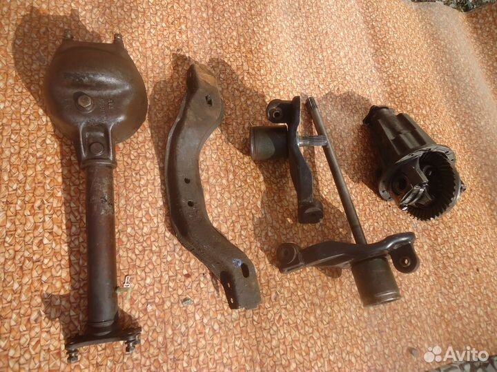 Трапеция стеклоочистителя с мотором Isuzu Trooper