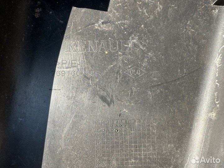 Накладка стойки левая Renault Sandero 2