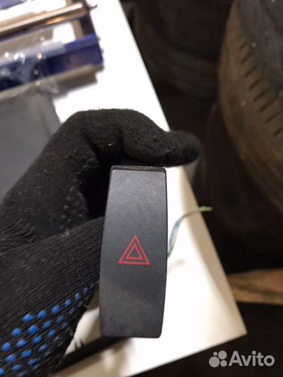 Кнопка аварийной сигнализации Mazda Mazda6 GH L5VE