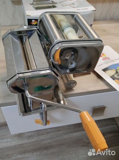 Машинка для изготовления пельменей и вареников