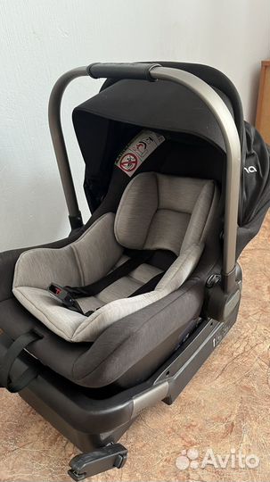 Автолюлька Nuna Pipa lite + база Isofix