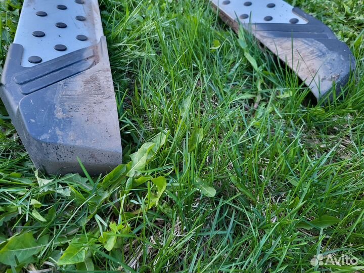 Пороги подножки outlander 3