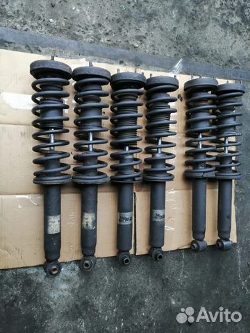 Задние стойки в сборе бмв Е38 задние амортизаторы