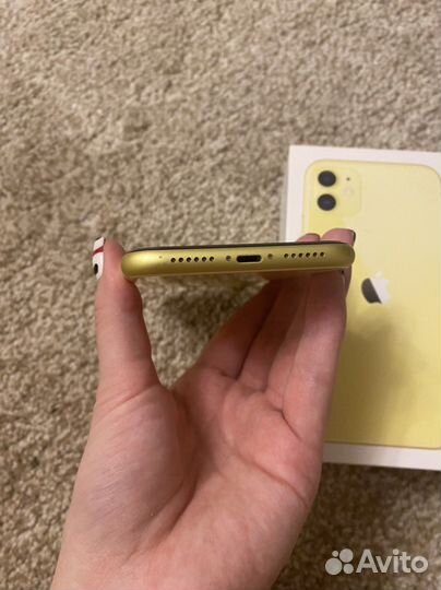 iPhone 11, 128 ГБ