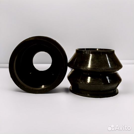 Пыльник шаровой опоры нижнего рычага, набивной (армированный верх и низ), 24*45*45