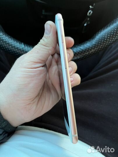 iPhone 8 Plus, 64 ГБ