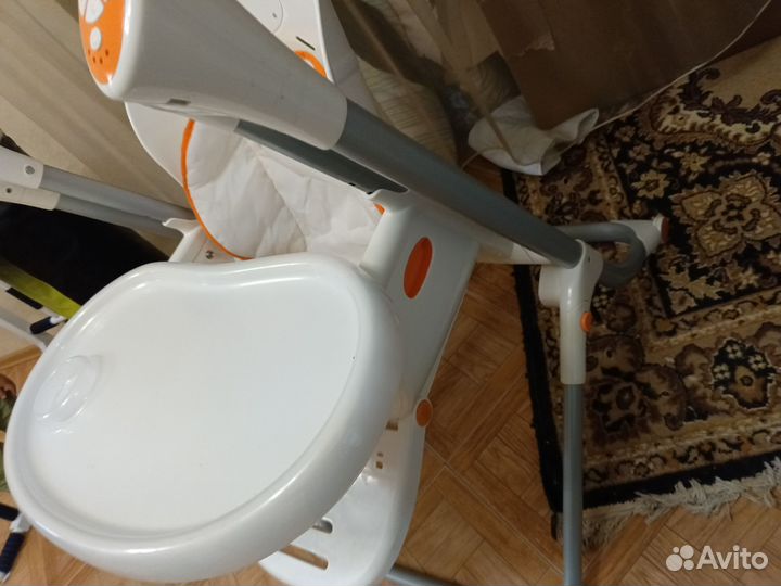 Стул для кормления