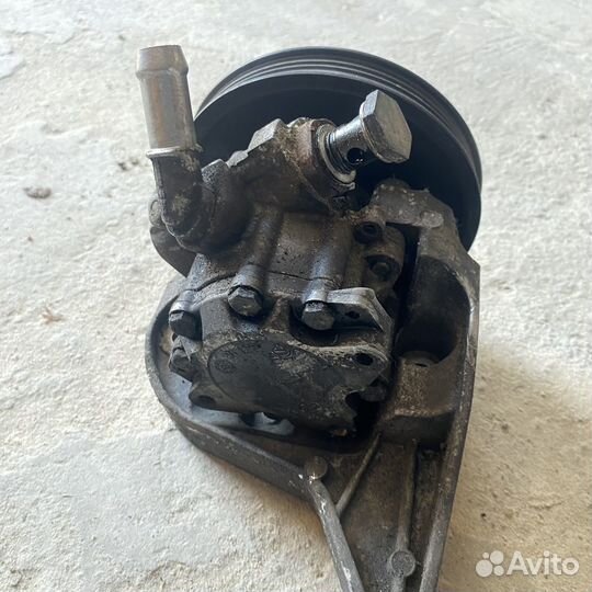 Насос гидроусилителя BMW E87 E90 M47 20d