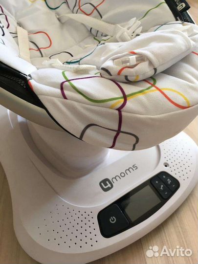 Кресло качалка детское 4 Moms цвет мультик плюш