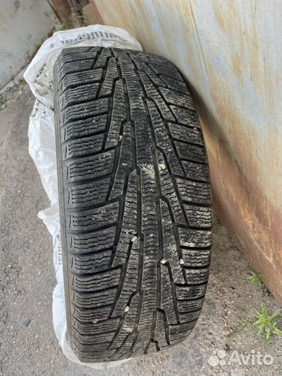 Nokian Tyres Nordman SX2 215/55 R17 98R