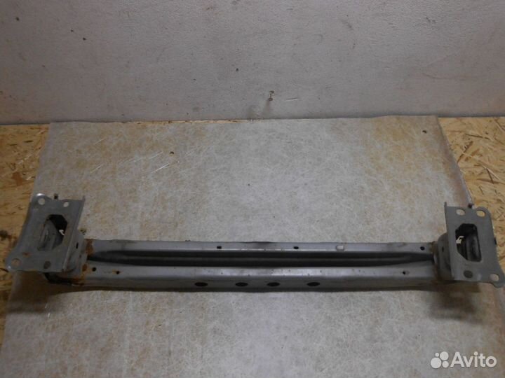 Усилитель переднего бампера Avensis 2 Авенсис 2