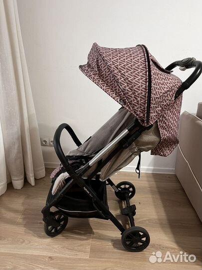 Прогулочная коляска inglesina quid