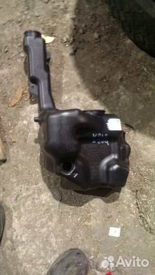 Бочок омывателя на Mercedes w212 w204