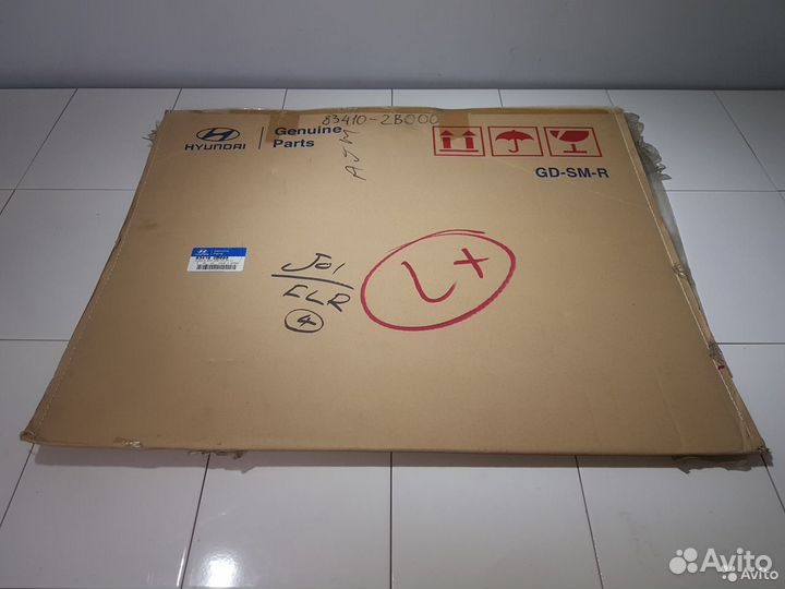 Стекло заднее левое Hyundai Santa Fe 06-12