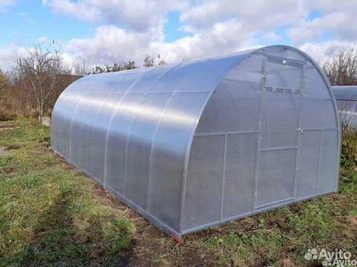 Теплица из поликарбоната