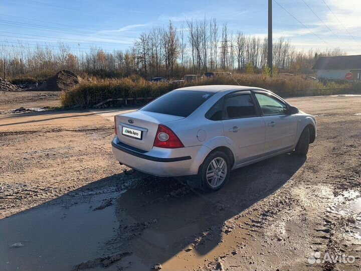 Ford Focus 1.6 МТ, 2007, 324 500 км