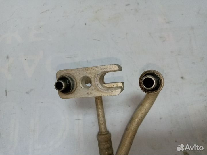 Opel Corsa d трубка кондиционера 13203316