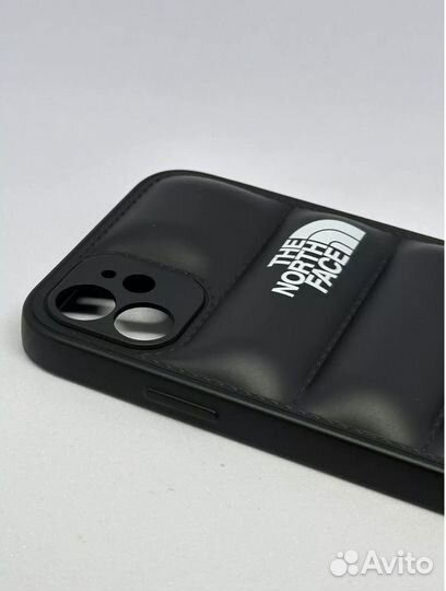 Чехол на iPhone