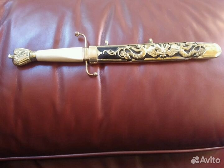 Нож для резки бумаги, вскрытия конвертов